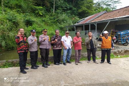 Setahun Bersengketa   Pengadilan Agama