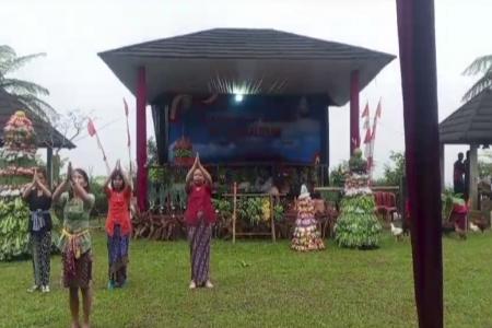 PERAYAAN PANEN RAYA UNDUH UNDUH GKJ DE