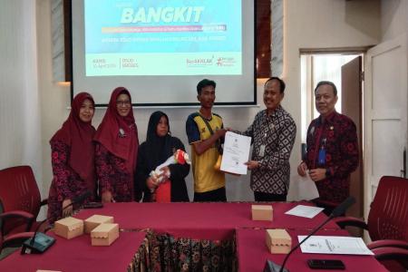 KINI BAYI LAHIR DI RSUD BREBES LAN