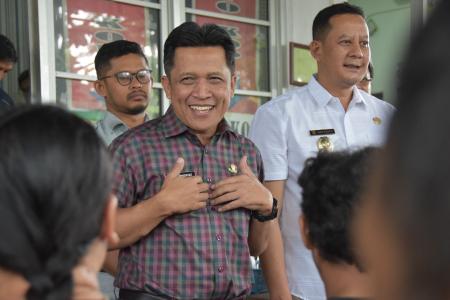 Warga Wonosobo Serbu Samsat Program Pe