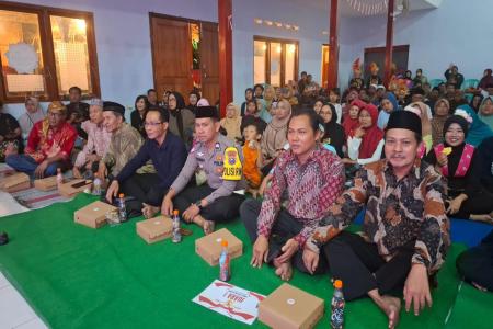 MAKSIMALKAN PERAN POLISI RW, POLRE