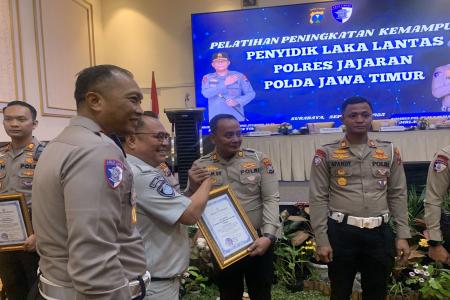 POLRES PELABUHAN TANJUNGPERAK BERH