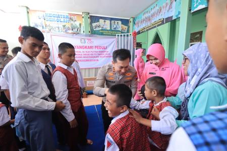 Sambut HKGB ke73 Bhayangkari Bojonegor