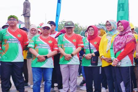 HADIRI HARI AMAL BHAKTI KEMENAG RI