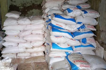 Keuntungan Kecil Kios Pupuk di